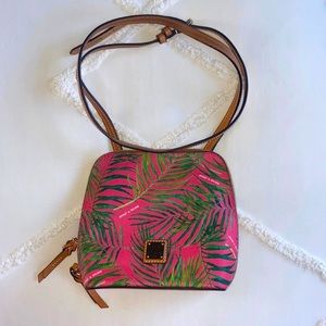 Dooney & Bourke Pebble Grain Dome Crossbody with Palm Print 💕